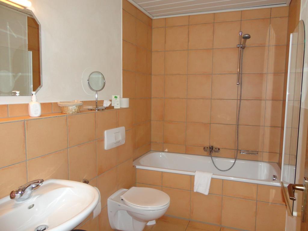 Hotel Central Hotel 3*